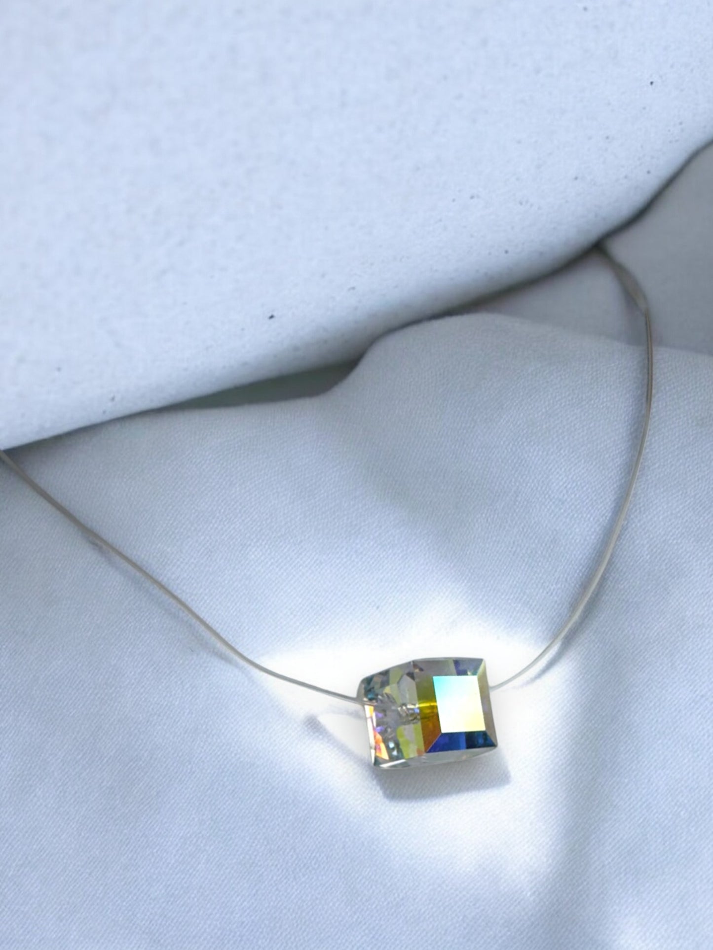 Women's necklace Éclat