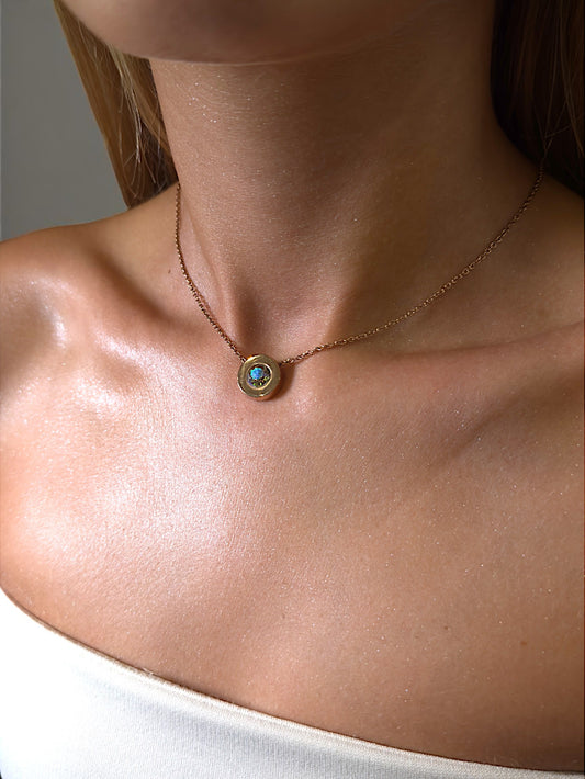 Персонализирано колие Dot с инкрустиран кристал по избор